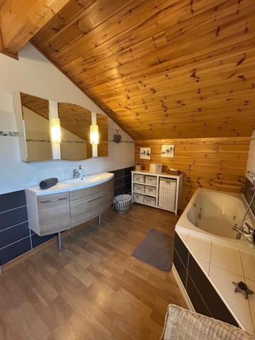 Chalet Les Ecureuils Saint-Nabord Ngoại thất bức ảnh